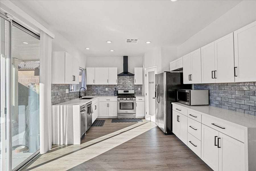 Furnished Finder property 654984_1 photo 9