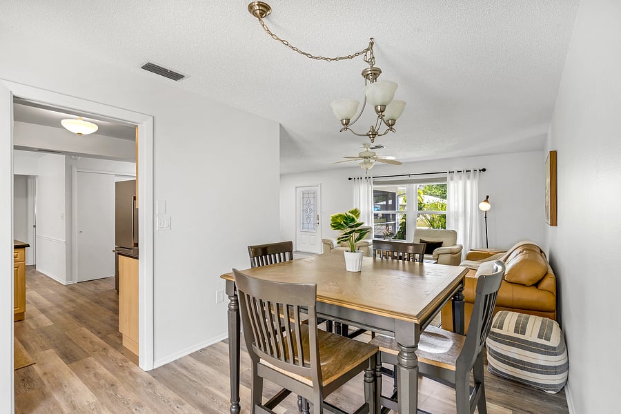 Furnished Finder property 655020_1 photo 18