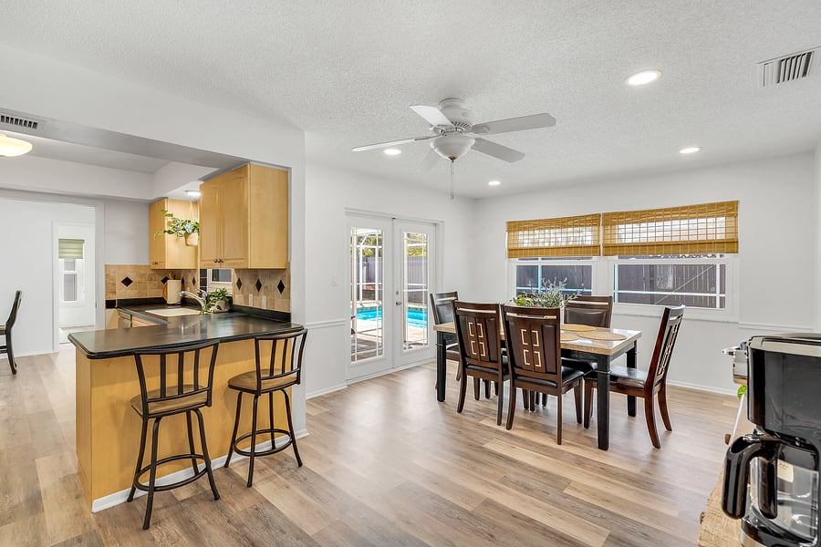 Furnished Finder property 655020_1 photo 25
