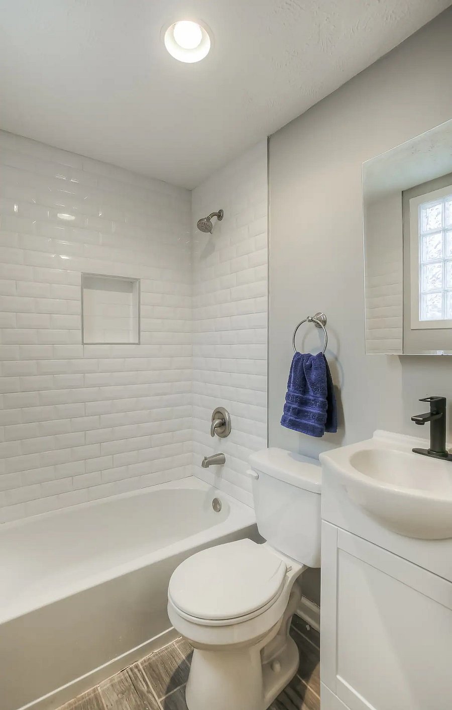 Furnished Finder property 655101_1 photo 12
