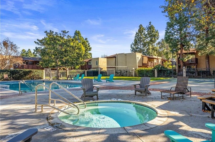 Furnished Finder property 655105_1 photo 27