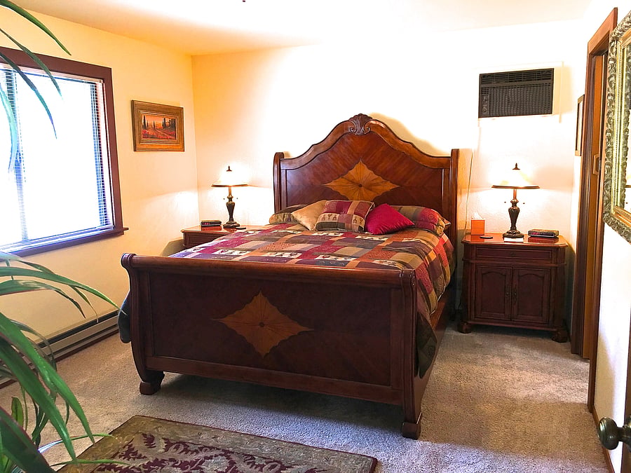 The Cottage Bedroom with very comfortable queen bed.