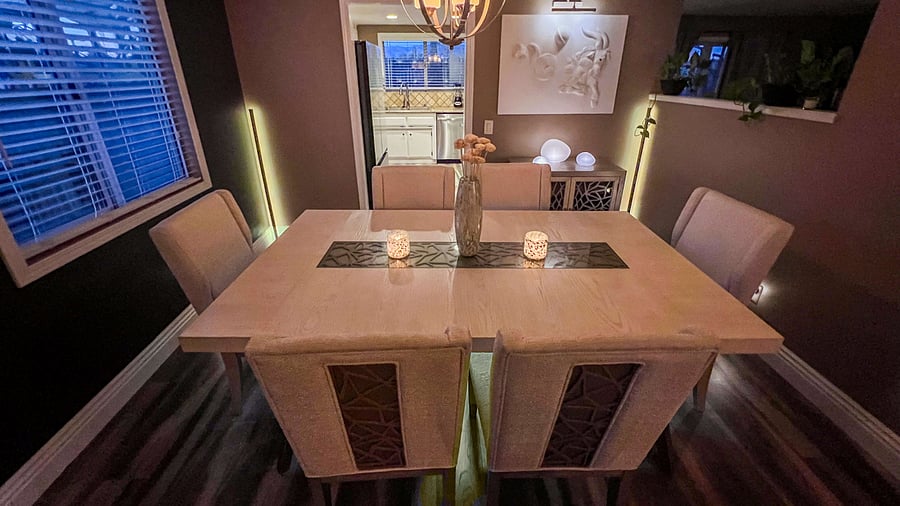 Dining room table