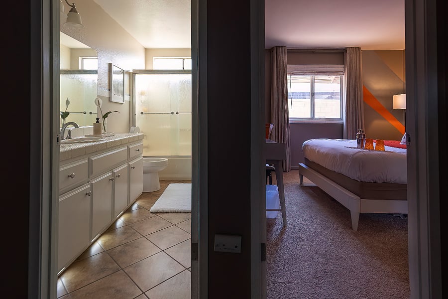 Bathroom adjoining bedroom