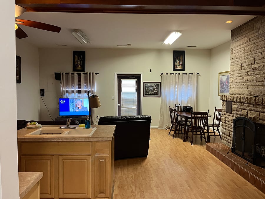 Furnished Finder property 655349_1 photo 6