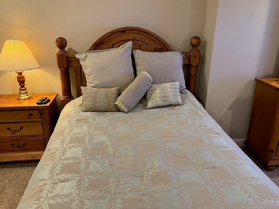 Bedroom 2 Queen Bed