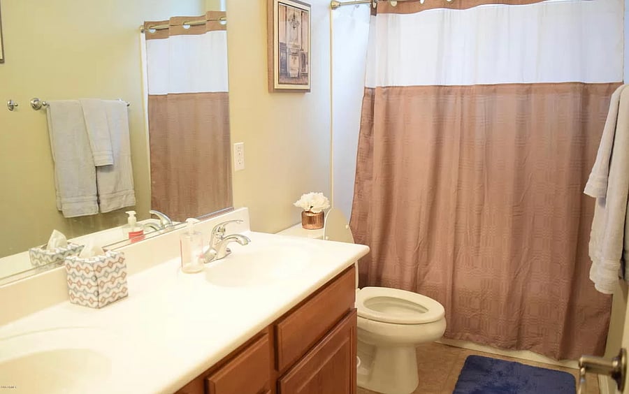 2nd full Bathroom