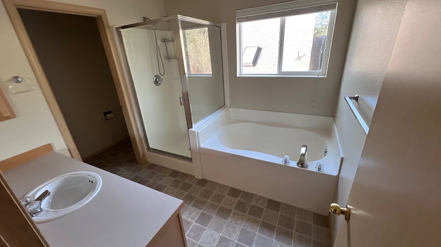 Upstairs Bath