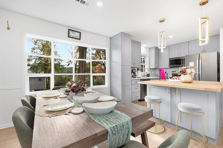 Kitchen with appliances