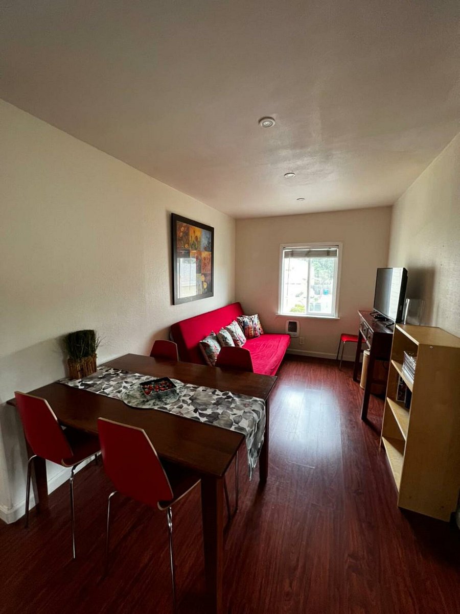 Furnished Finder property 655497_1 photo 23
