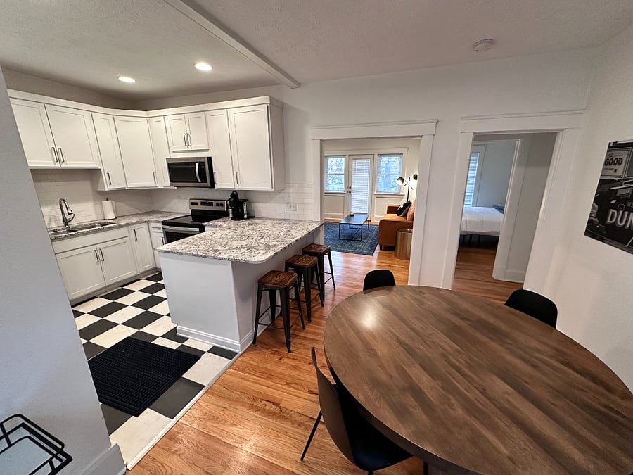 Furnished Finder property 655531_1 photo 3