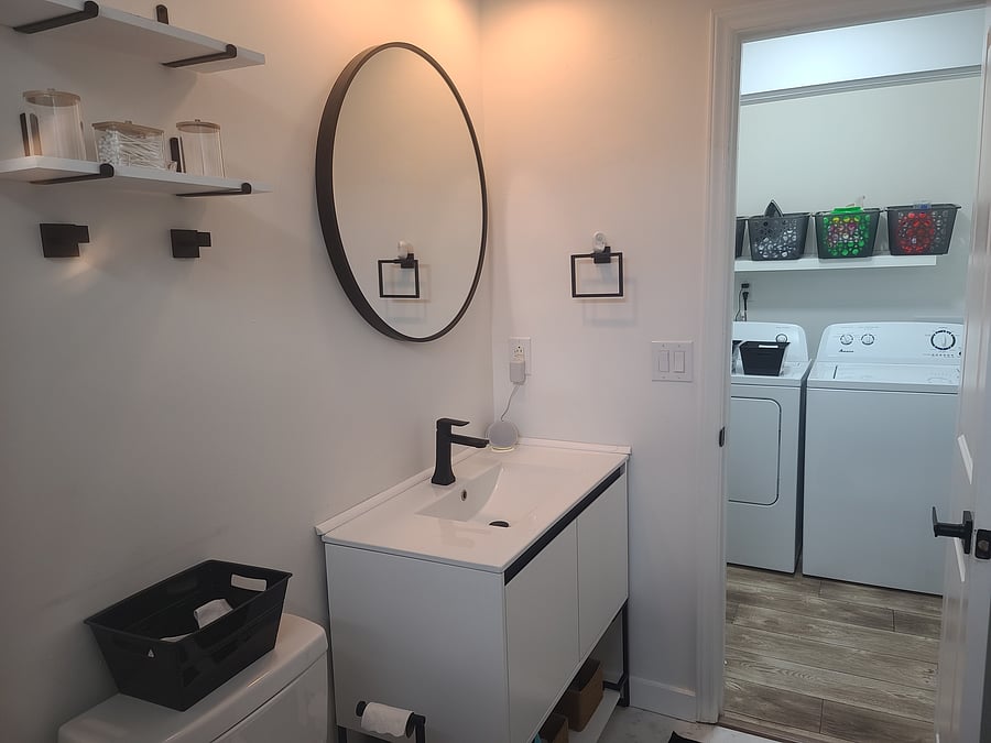 Shared Bath & Hall Laundry