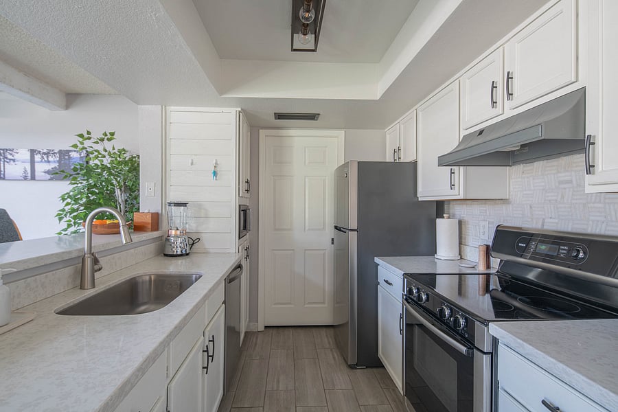 Furnished Finder property 655732_1 photo 13