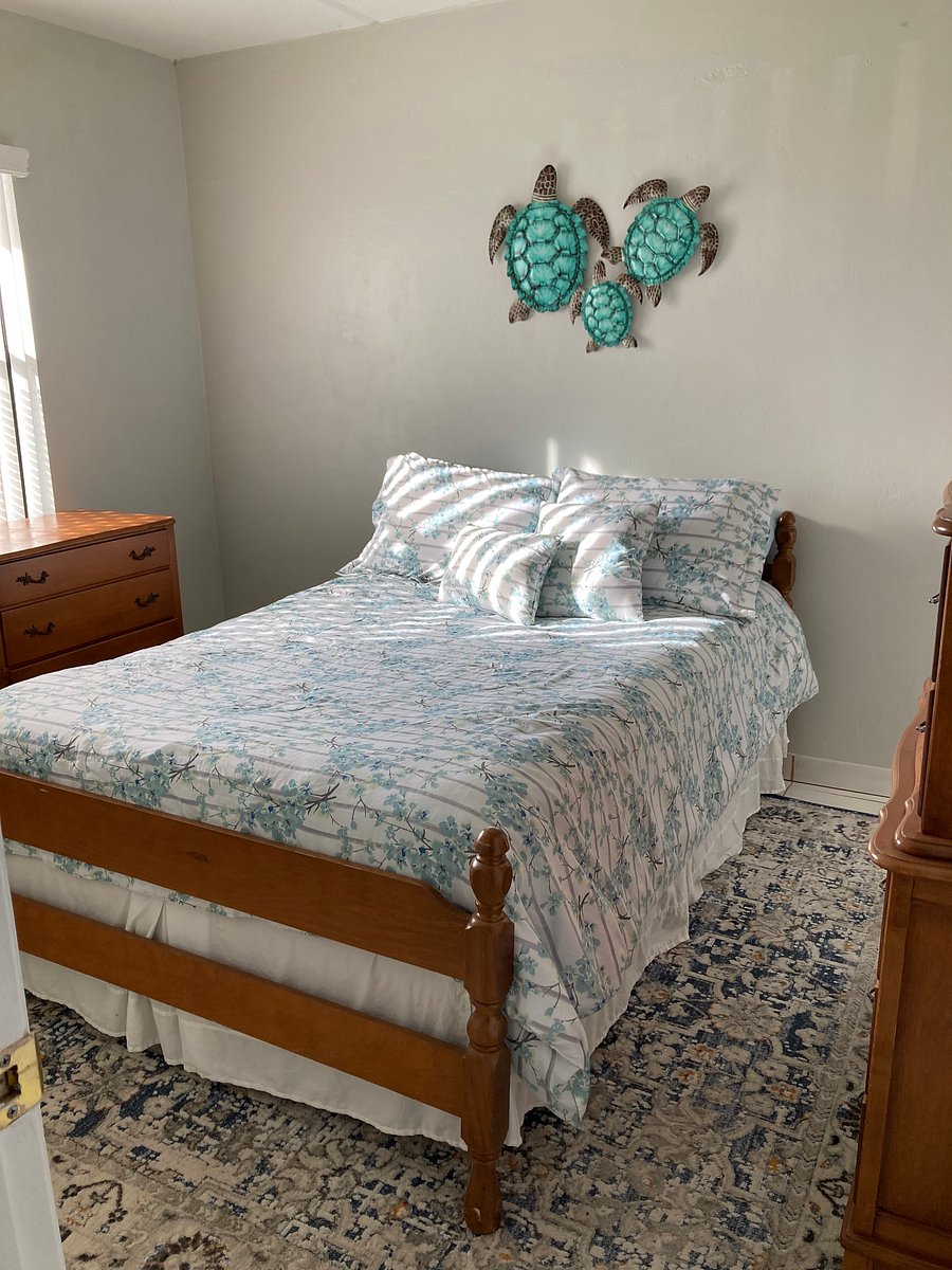 guest bedroom