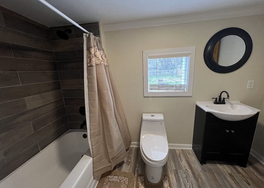 Master Bathroom View 2