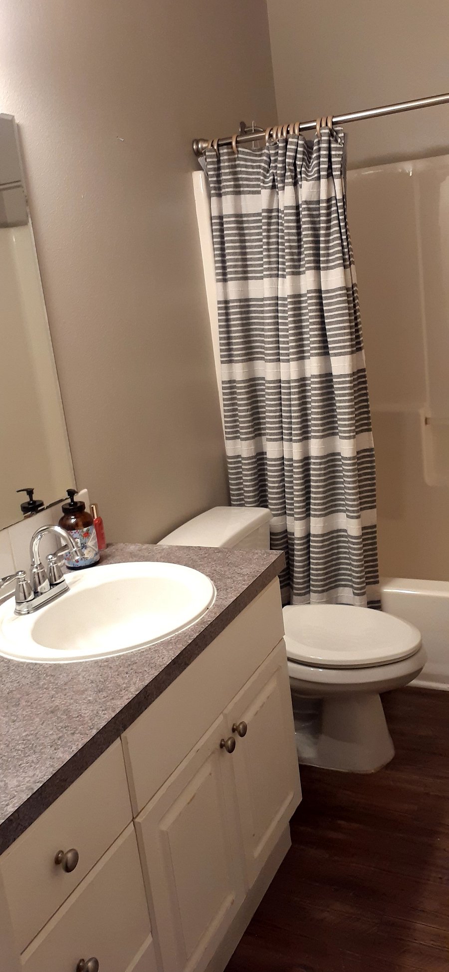 Furnished Finder property 655866_1 photo 9