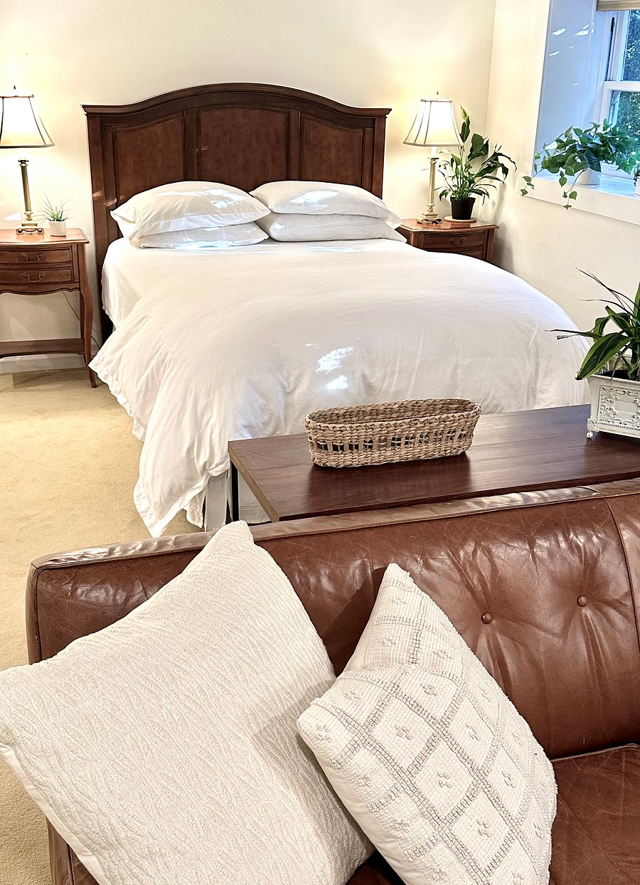 Queen bed