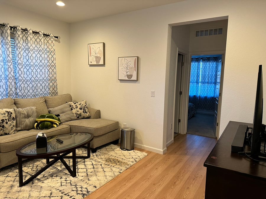 Furnished Finder property 655954_1 photo 11