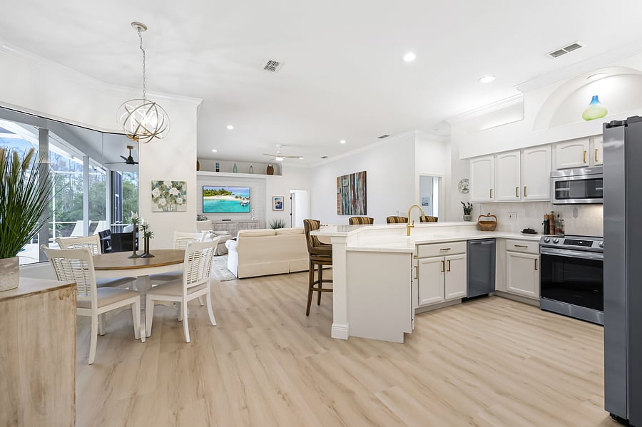 Furnished Finder property 655975_1 photo 32