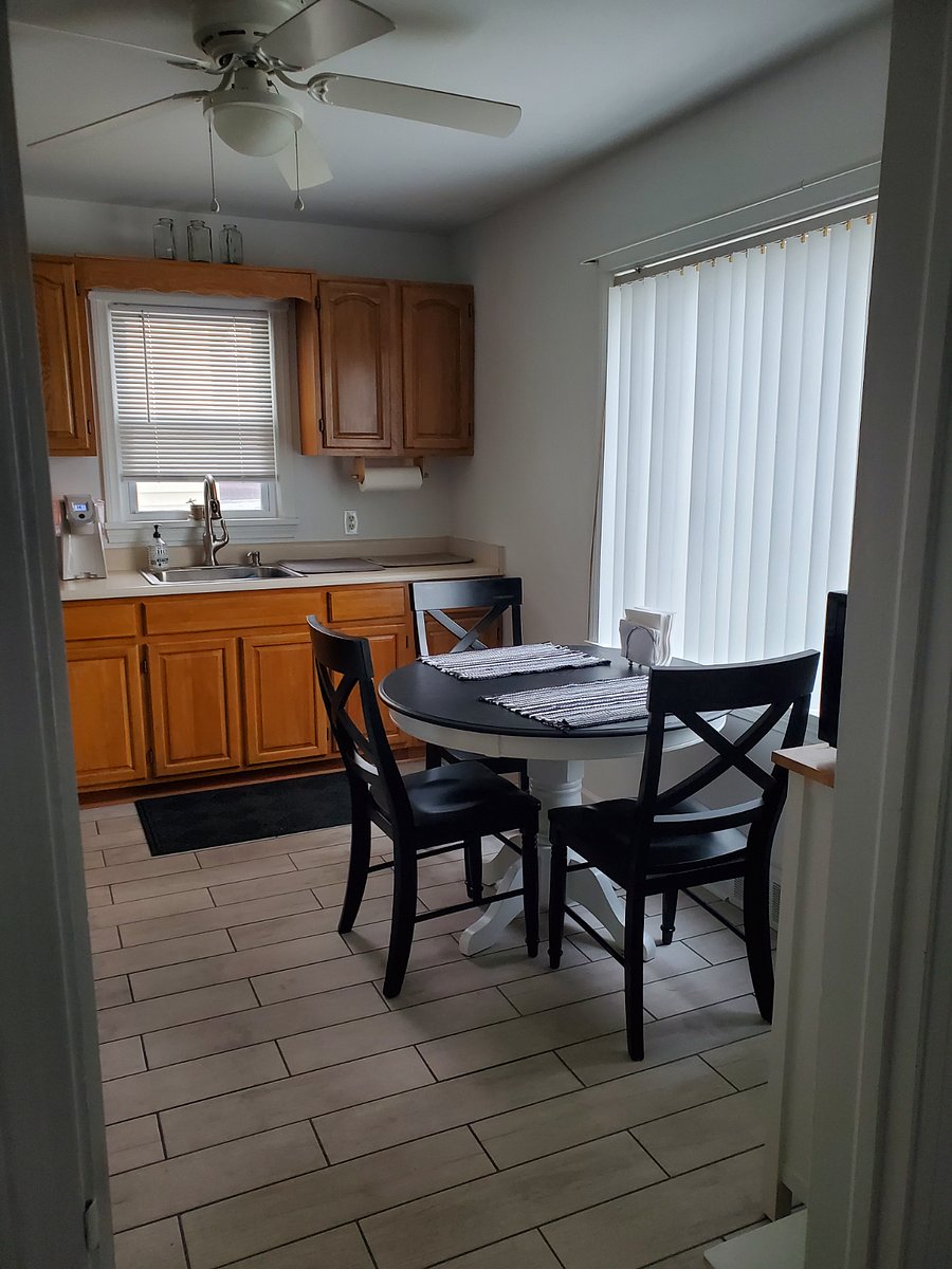 Furnished Finder property 655999_1 photo 10