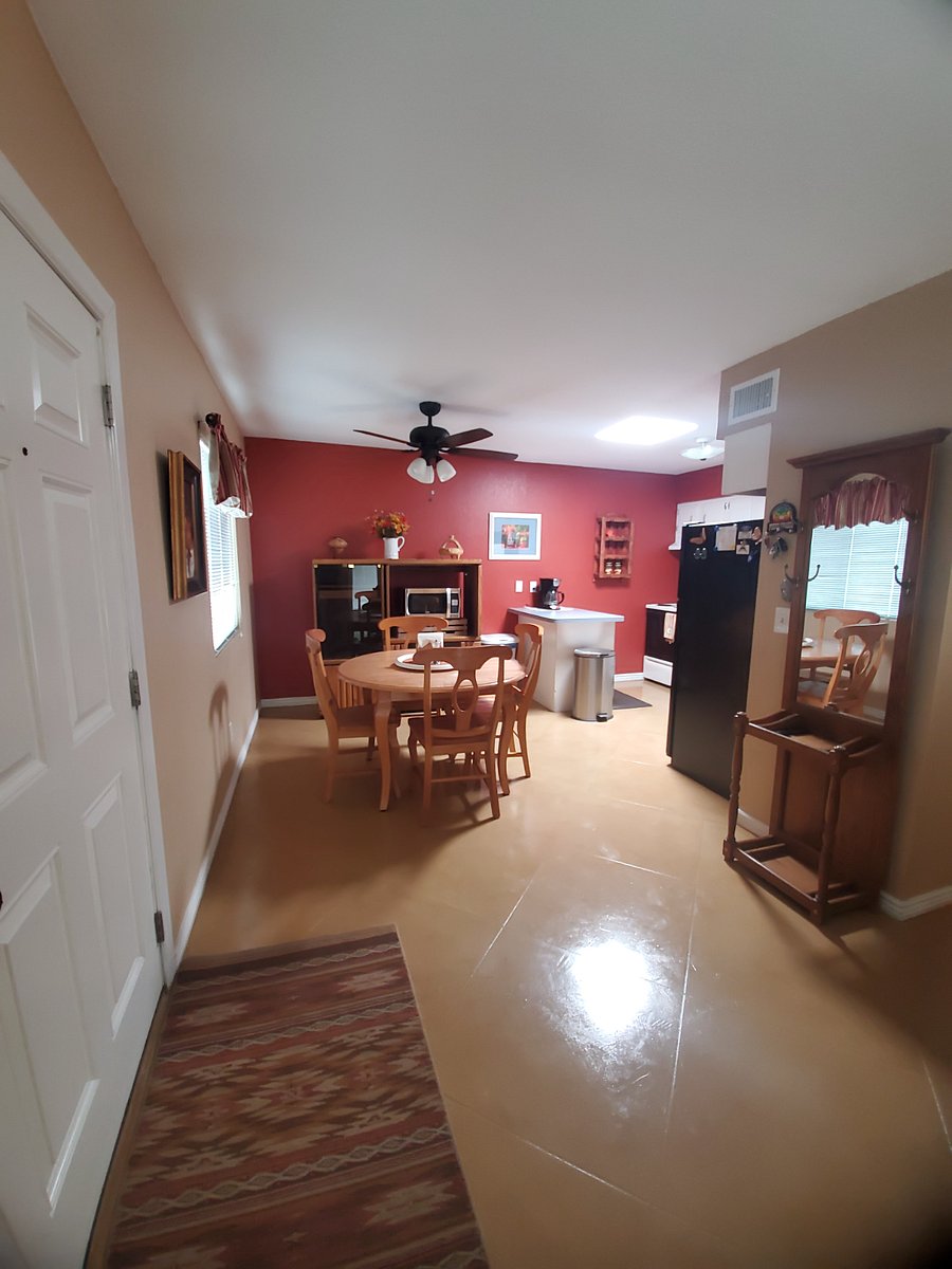Furnished Finder property 656021_1 photo 7
