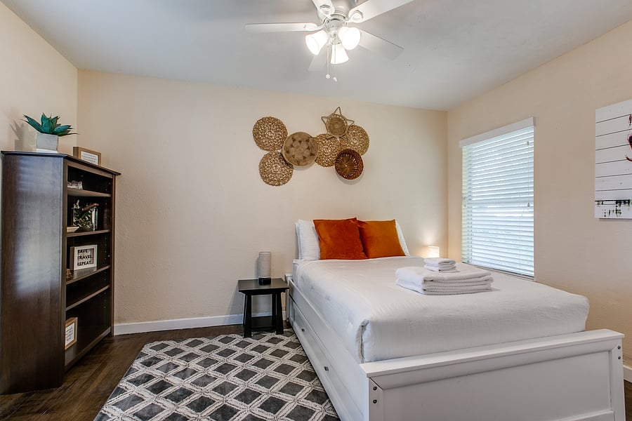 Furnished Finder property 656099_1 photo 7