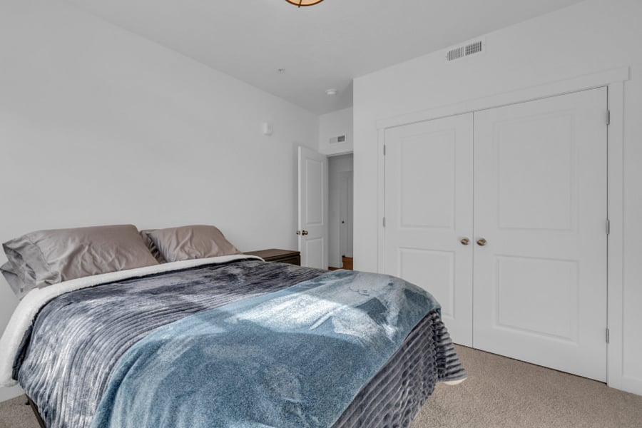 Furnished Finder property 656100_1 photo 15