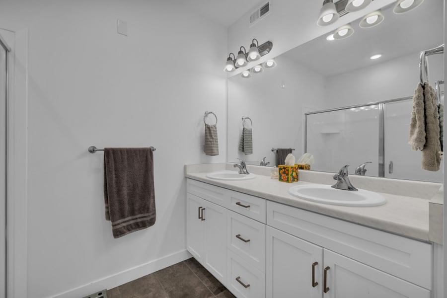 Furnished Finder property 656100_1 photo 16
