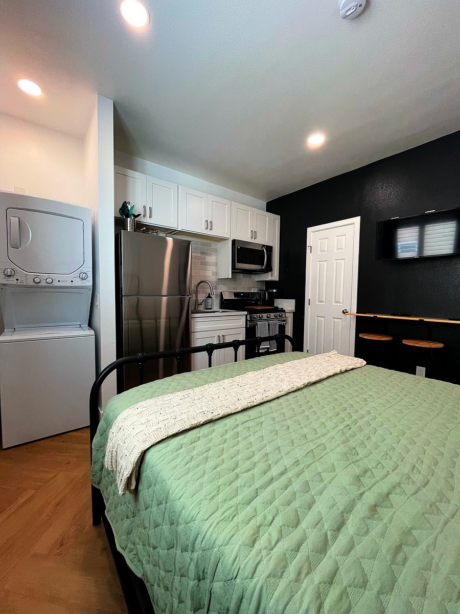 Furnished Finder property 656122_1 photo 12