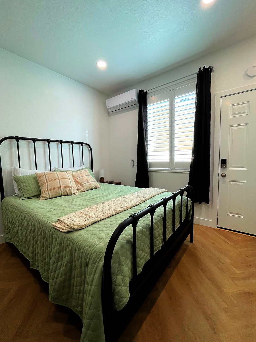 Furnished Finder property 656122_1 photo 4