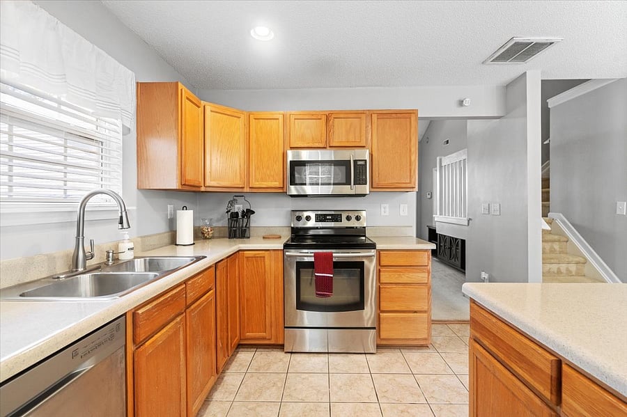 Furnished Finder property 656146_1 photo 13