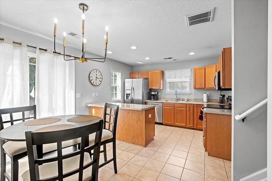 Furnished Finder property 656146_1 photo 9