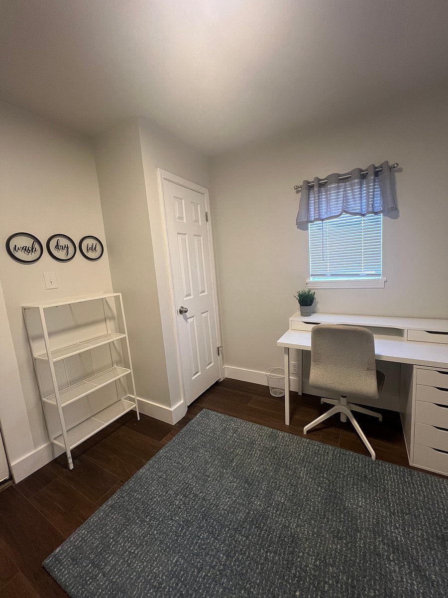 Laundry room/ office