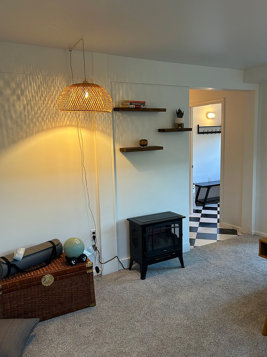 Exercise area with yoga mat & equipment