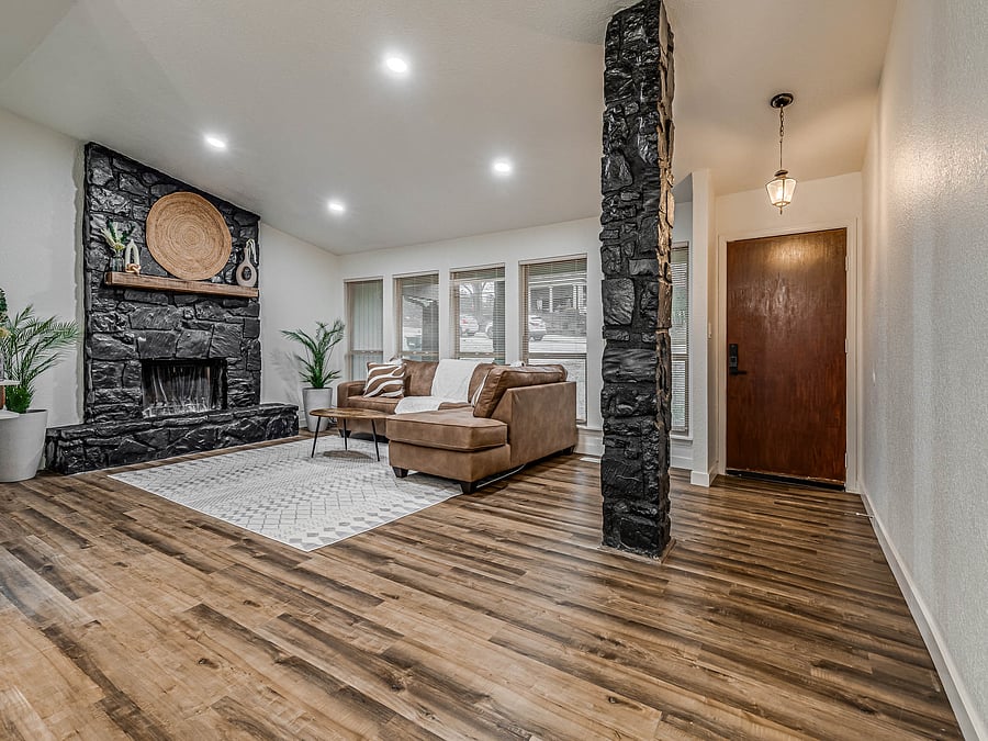 Furnished Finder property 656233_1 photo 3