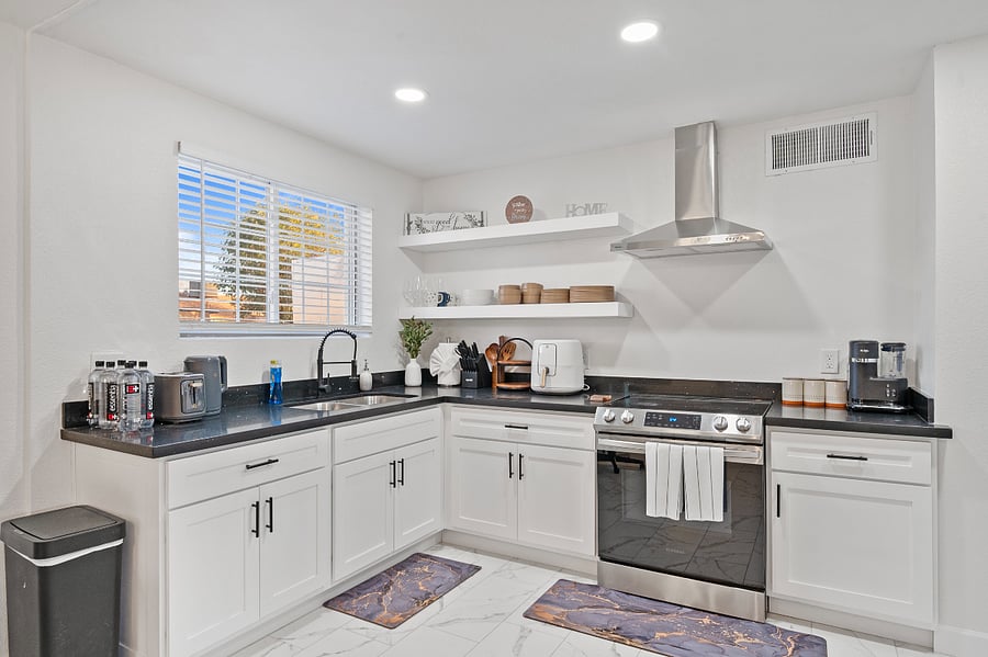 Furnished Finder property 656259_1 photo 8