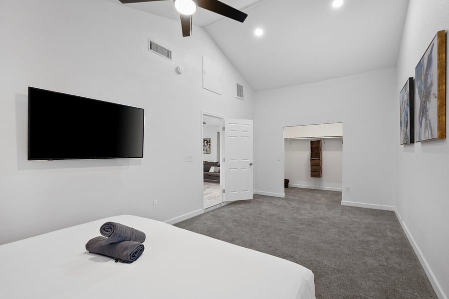 Furnished Finder property 656259_1 photo 14