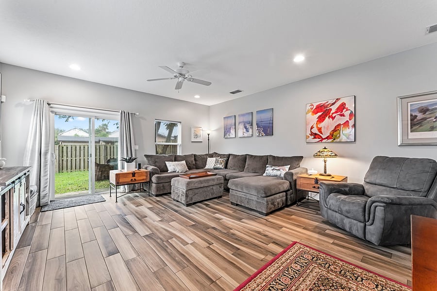 Furnished Finder property 656315_1 photo 13