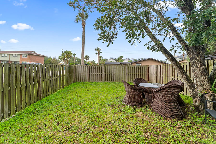 Furnished Finder property 656315_1 photo 35