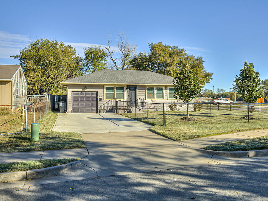 Furnished Finder property 656322_1 photo 13