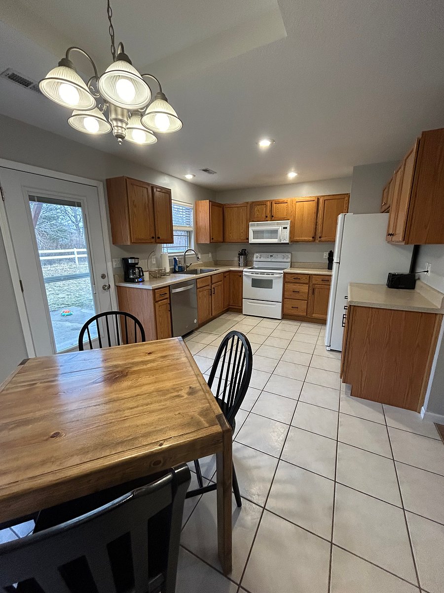 Furnished Finder property 656335_1 photo 4