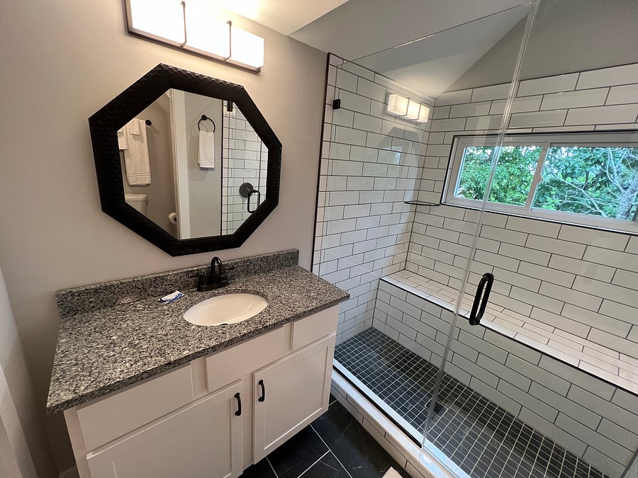 upstair bathroom