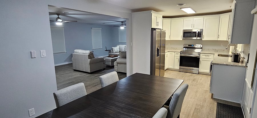 Table for up to 8 - open to kitchen & living room