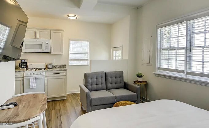 Furnished Finder property 656408_1 photo 5