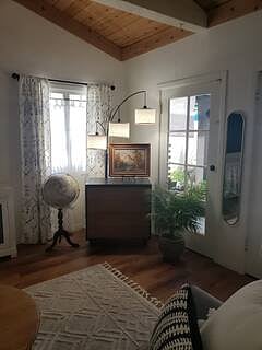 Furnished Finder property 656430_1 photo 9