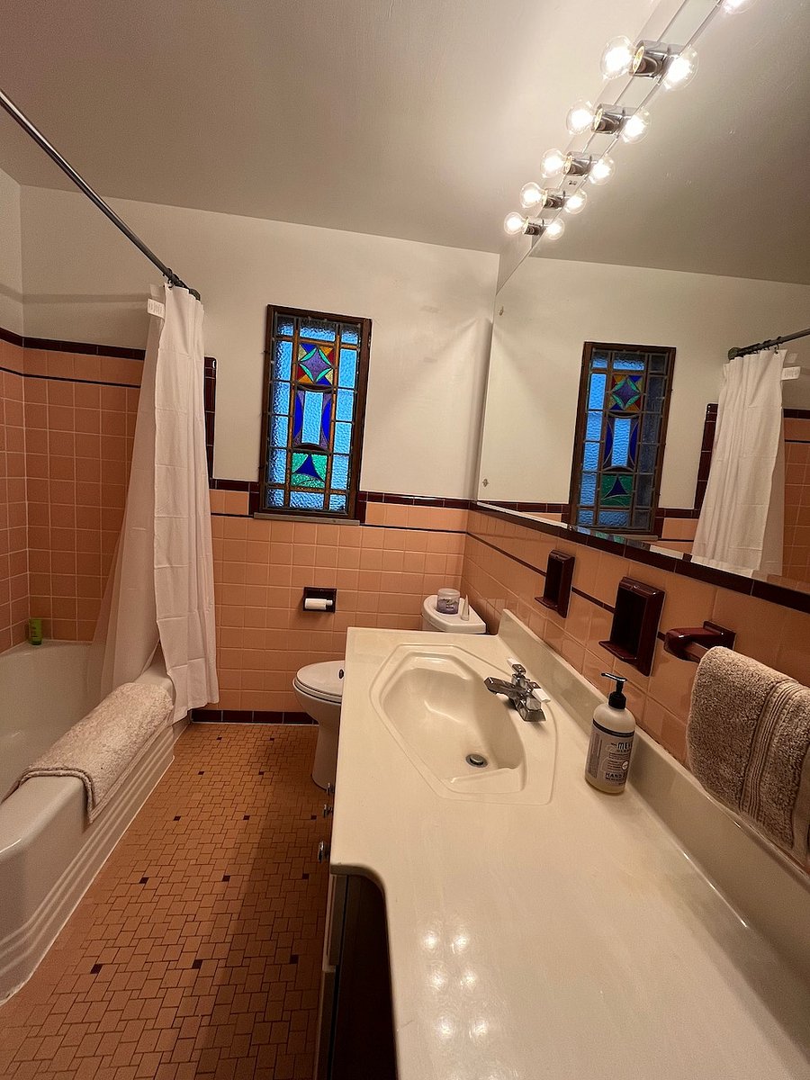 First Floor Bathroom