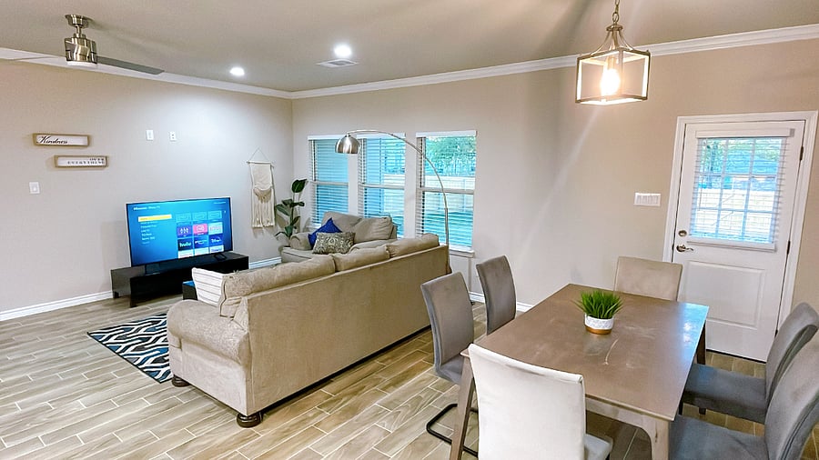 Furnished Finder property 656610_1 photo 4