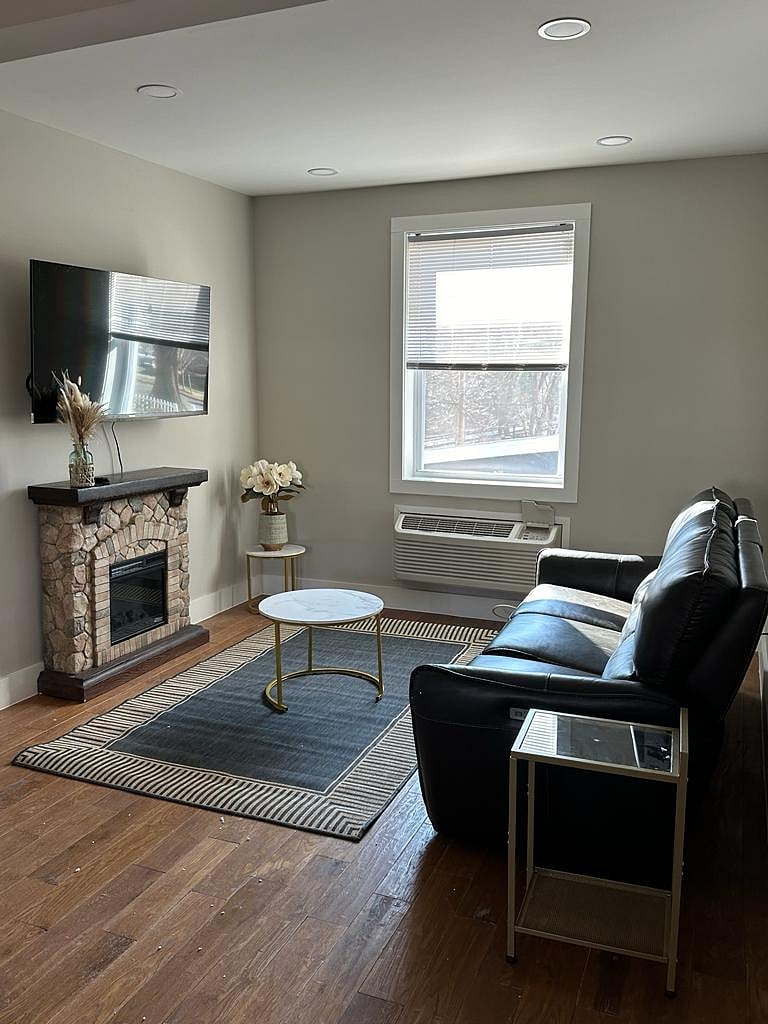 Furnished Finder property 656641_2 photo 13