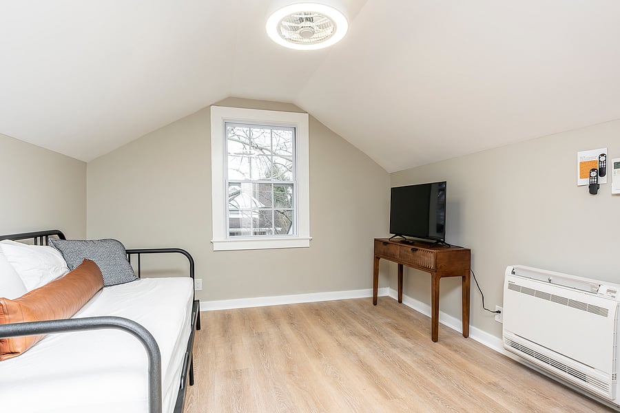 Furnished Finder property 656699_1 photo 12