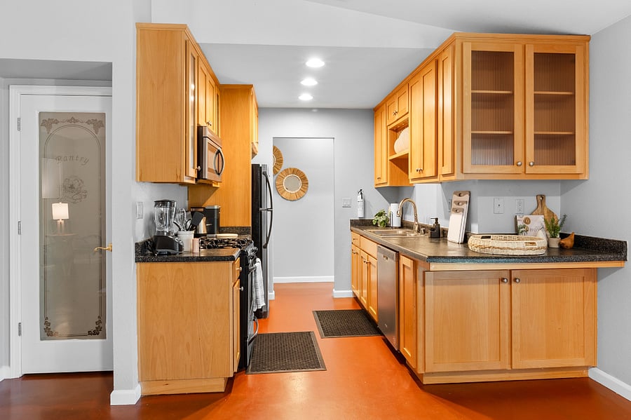Furnished Finder property 656721_1 photo 12